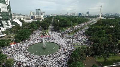 الآلاف من الإندونيسيين يدعون للتسامح في جاكرتا 