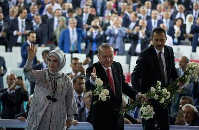 أردوغان يعلن البرنامج الانتخابي لحزب العدالة والتنمية 